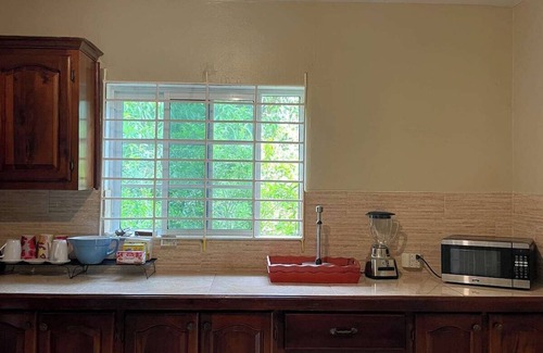 IronShore Estates House | 3-bedroom Vacation Home in Coral Gardens Montego Bay, Jamaica