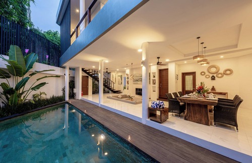 Tanjungbenoa Villa | 3 Bedroom Villa in Seminyak