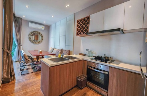 Hua Hin Villa | 3-bedroom villa in lovely Tambon Thap Tai with WiFi, AC
