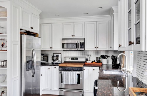 Stillwater House | 3 bedroom waterfront home. Stillwater Serenity, Saratoga Excitement.
