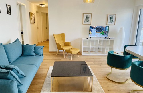 Hollerich Apartment | 3 bedrooms Terrace Garden Parking
