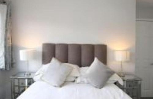 Begbroke House | 3 BR Begbroke House Oxford