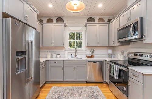 Darien Cottage | 3-BR Dogtrot Cottage w/dock, pool, & private firepit on Emma's Driftwood Farm