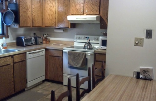 Village at Camelback House | 3 Br- Townhouse On Camelback Ski Mountain (Village At Camelback)True ski In/Out