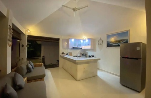 Uluwatu Villa | 3 br villa across from Thomas beach, Uluwatu .