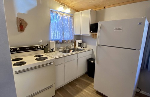 Glenwood House | #3 Casita Cochise at the Catwalk, 1 BdRm Casita w/Kitchen