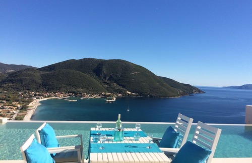 Vassiliki Villa | 3/Get a 10%-25% discount ,Independent Villa With Private Pool