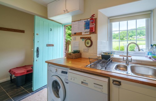 Watermillock House | 3 Gowbarrow Cottages - End Terrace with lovely garden