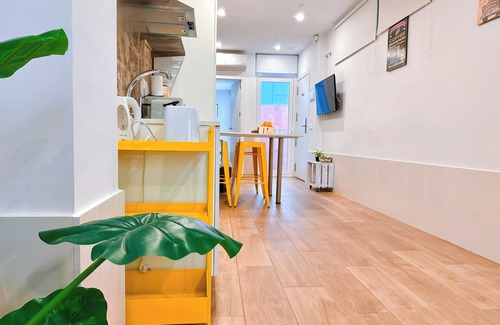 En Corts Apartment | 3 independent loft with shared swimming pool in the center of Valencia