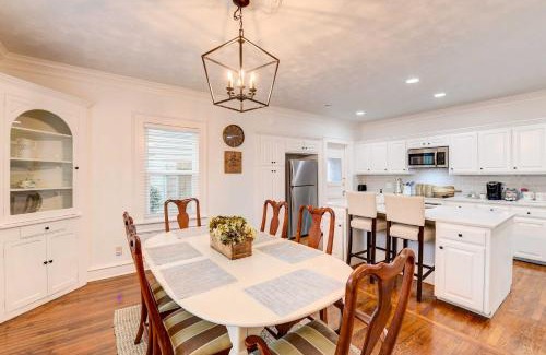 Austin Ave. House | 3 Mi to Baylor Waco Vacation Rental