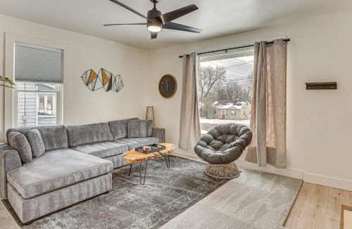 Youngstown Apartment | 3 Mi to Downtown Youngstown Updated Apartment