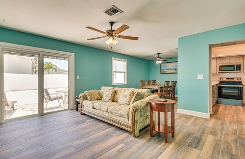 Fort Myers Beach House | 3 Mi to Fort Myers Beach: Unit w/Furnished Patio!