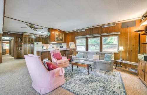 Petoskey House | 3 Mi to Lake Michigan Pet-Friendly Home!