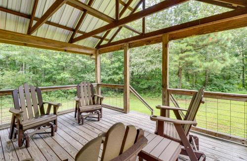 Fort Payne House | 3 Mi to Little River Canyon Scenic Alabama Cabin