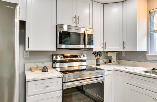 Kettering House | 3 Mi to Six Flags America: Upper Marlboro Retreat!