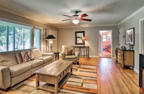 Westfield House | 3 Mi to SoCo City Escape with Patio