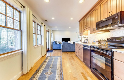 Mansfield Depot Apartment | < 3 Mi to UConn: Peaceful Home on Pine lake