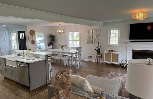 Pittsford House | 3 miles to OAK HILL CC FOR PGA