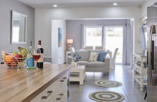 Noord Villa | 3 minutes to Beach - 5 minutes Hotel Area - Relaxing villa with pool in Malmok!