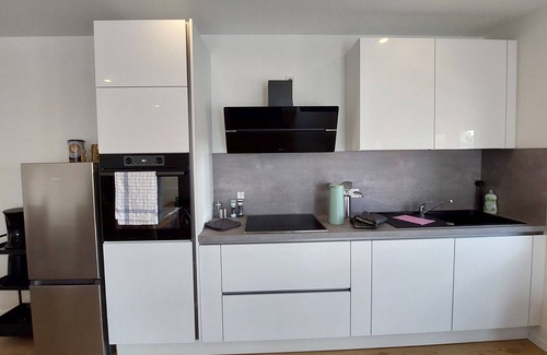 Kleinbreitenbach Apartment | 3! Neue Ferienwohnungen "zur Hofreite " mit Großer Spiel-und Liegewiese!