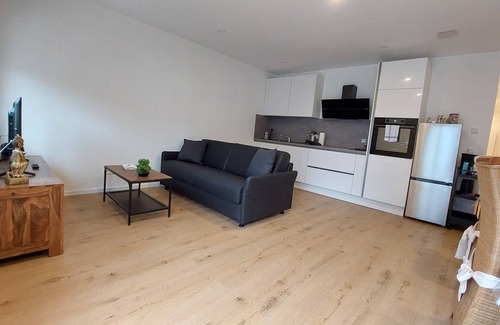 Kleinbreitenbach Apartment | 3! Neue Ferienwohnungen "zur Hofreite " mit Großer Spiel-und Liegewiese!