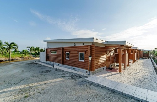 Miyakojima House | 3 nights Log house with outdoor jacuzzi with 3 b/Miyakojima Okinawa