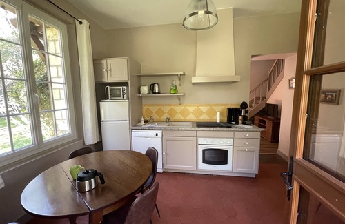 Chambly Cottage | 3 of cottage oak: Nestled in a clearing in the middle of Vexin regional park