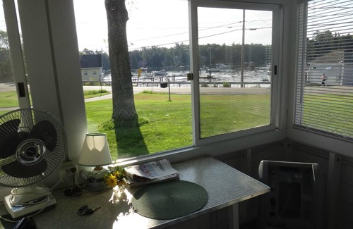 West Boothbay Harbor Cottage | 3 one-bedroom fully equipped cottages with free WIFI/weekly rental