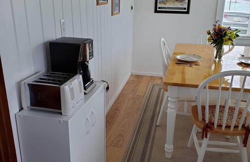 Southport Cottage | 3 one-bedroom fully equipped cottages with free WIFI/weekly rental