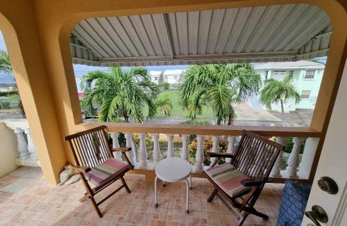 Enterprise Apartment | 3 Palms by Coastal View7