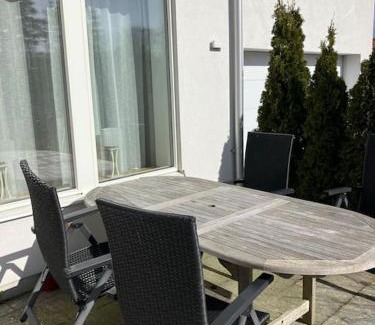 Vastra Frolunda Apartment | 3 rok 5 min till havet