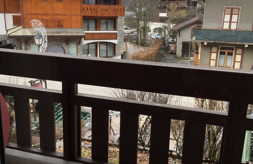 Samoens Apartment | 3-room apartment in Samoëns with WiFi and parking