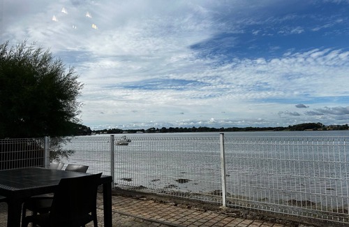 Locoal-Mendon House | 3-room house, Ria d'Étel view, fenced garden, near sea and beaches