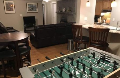 Morningside-Lenox Park Apartment | 3-room studio - quiet street near Piedmont Park. Short walk to shops/restaurant.