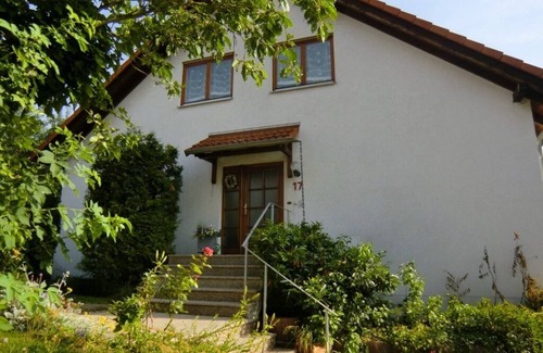 Maintal-Hochstadt Apartment | 3-roomed apartment for 4 pers. with balcony, WLAN, TGL bathroom. 30 Min. To Frankfurt