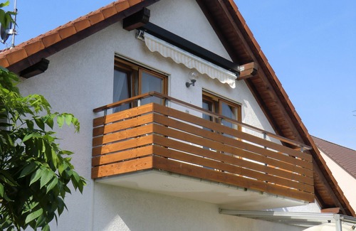 Maintal-Hochstadt Apartment | 3-roomed apartment for 4 pers. with balcony, WLAN, TGL bathroom. 30 Min. To Frankfurt