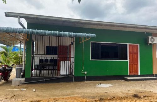 Paramaribo House | 3 slaapk luxe woning Kwatta met gezamenlijk zwembad