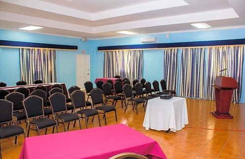 Rodney Bay Hotel | 3-Star Hotel ∙ Bay Gardens Inn
