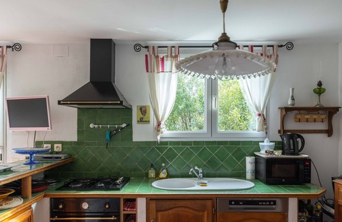 Ceret Apartment | 3-star single-storey apartment at the gates of Céret (66400) .