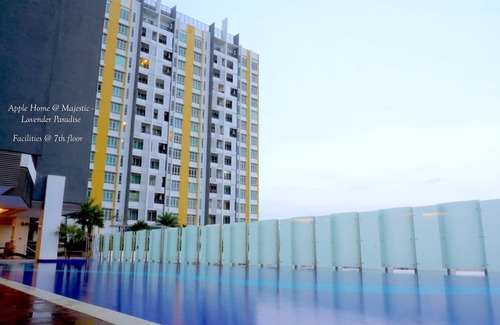 Kampung Kuchai Condo | 3 Storeys Penthouse 4 rooms 4 Bath 4 Balcony including a Private Garden