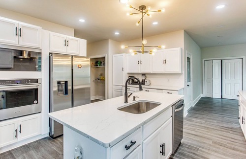 Florence House | 3-Story Home w/Private Backyard in Florence!