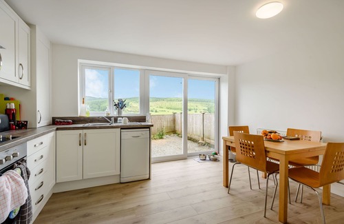 Penmachno Cottage | 3 TYN Y MYNYDD, pet friendly, with open fire in Penmachno