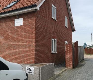 Long Sutton Apartment | 3 Wood Yard Cottages, Red Mayes Farm