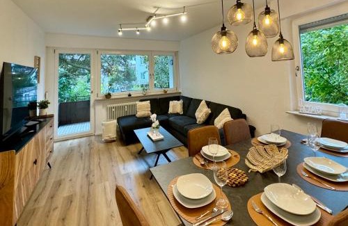 Sindelfingen Apartment | 3 Zimmer Apartment, 82 qm, max 5 Pers, Balkon, Garage, Internet 300 mBit
