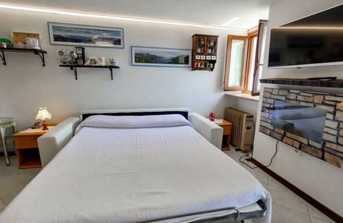 Peglio Apartment | 30 m² Apartment ∙ 1 bedroom ∙ 3 guests