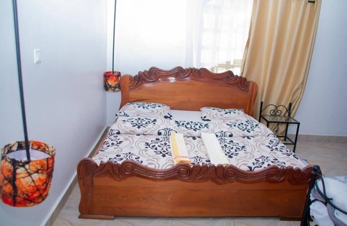 Ruhengeri Bed & Breakfast | 30 minutes to the Volcanoes National Park! With Bed And Breakfast