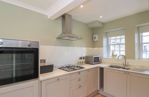 Peebles Cottage | 30 NORTHGATE, pet friendly, luxury holiday cottage in Peebles