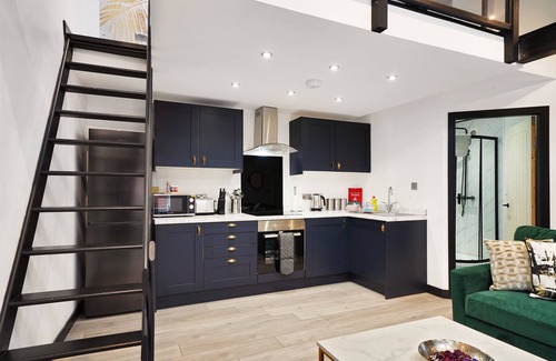 Castleford Apartment | 30% off! New York Living in Yorkshire - Sleeps 4