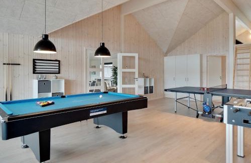 Houstrup House | 30 person holiday home in Nørre Nebel