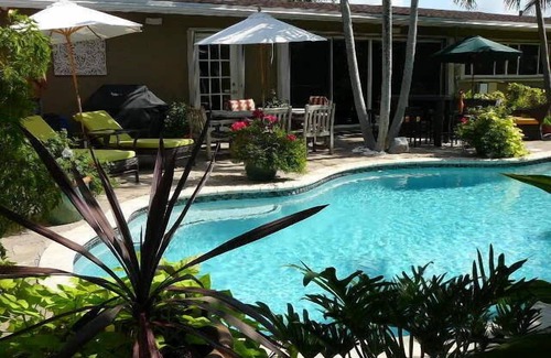 Wilton Manors Cottage | 300+ FIVE STAR RATINGS: Upscale, Private Cottage in Ft. Lauderdale/Wilton Manors